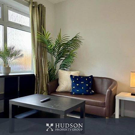 Donnington Apartments - Studio 1 Telford Zewnętrze zdjęcie
